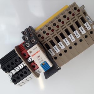 AHS Power Distribution Module 8 way
