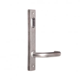 Lockwood L4901/70 SC Plate Door Furniture